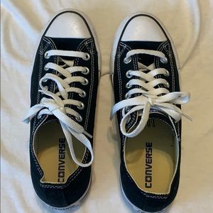 Black converse
